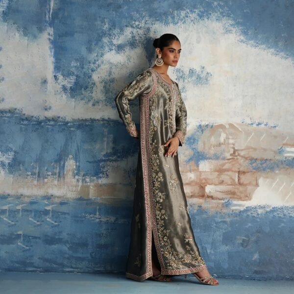 Charisma - Image 2