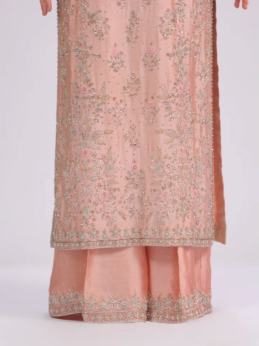 Gulrukh Silk Festive - Image 2